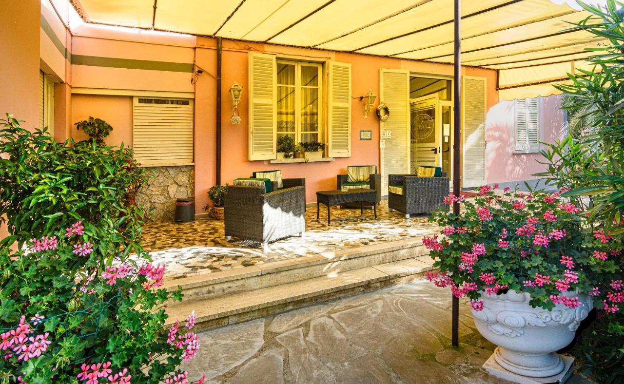 Hotel Ambra ฟอร์เต เดย์ มาร์มี ภายนอก รูปภาพ